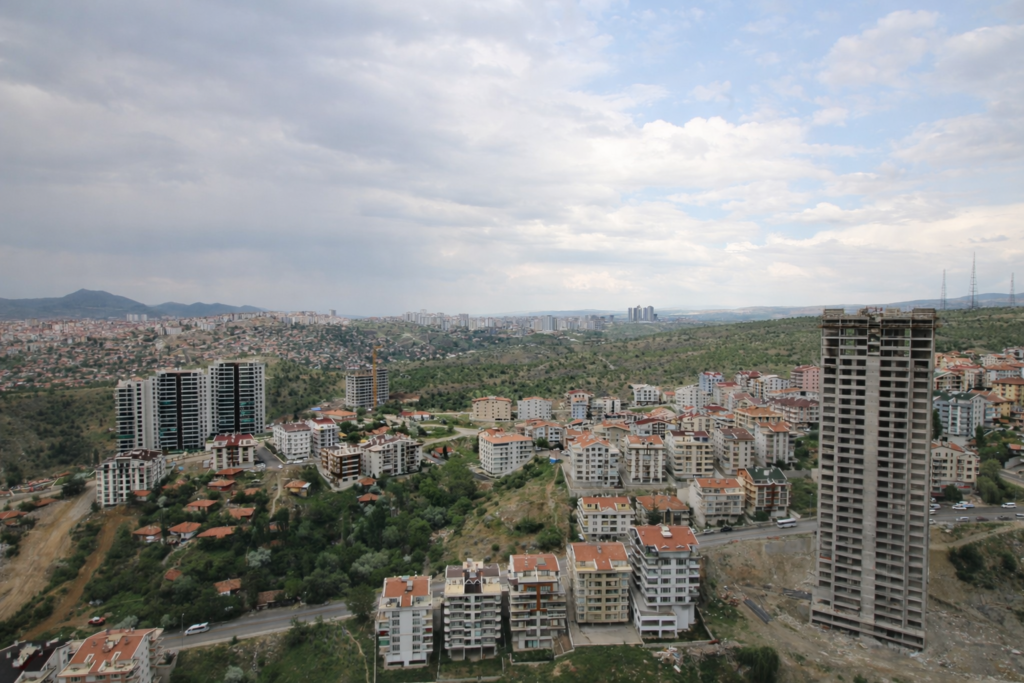 Çankaya Pylon Residence’da Şehir Manzaralı Lüks Satılık 4+1 Daire